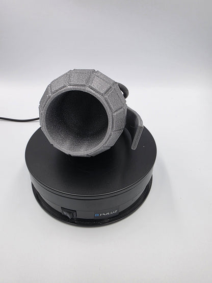 Cache boule attelage Grenade