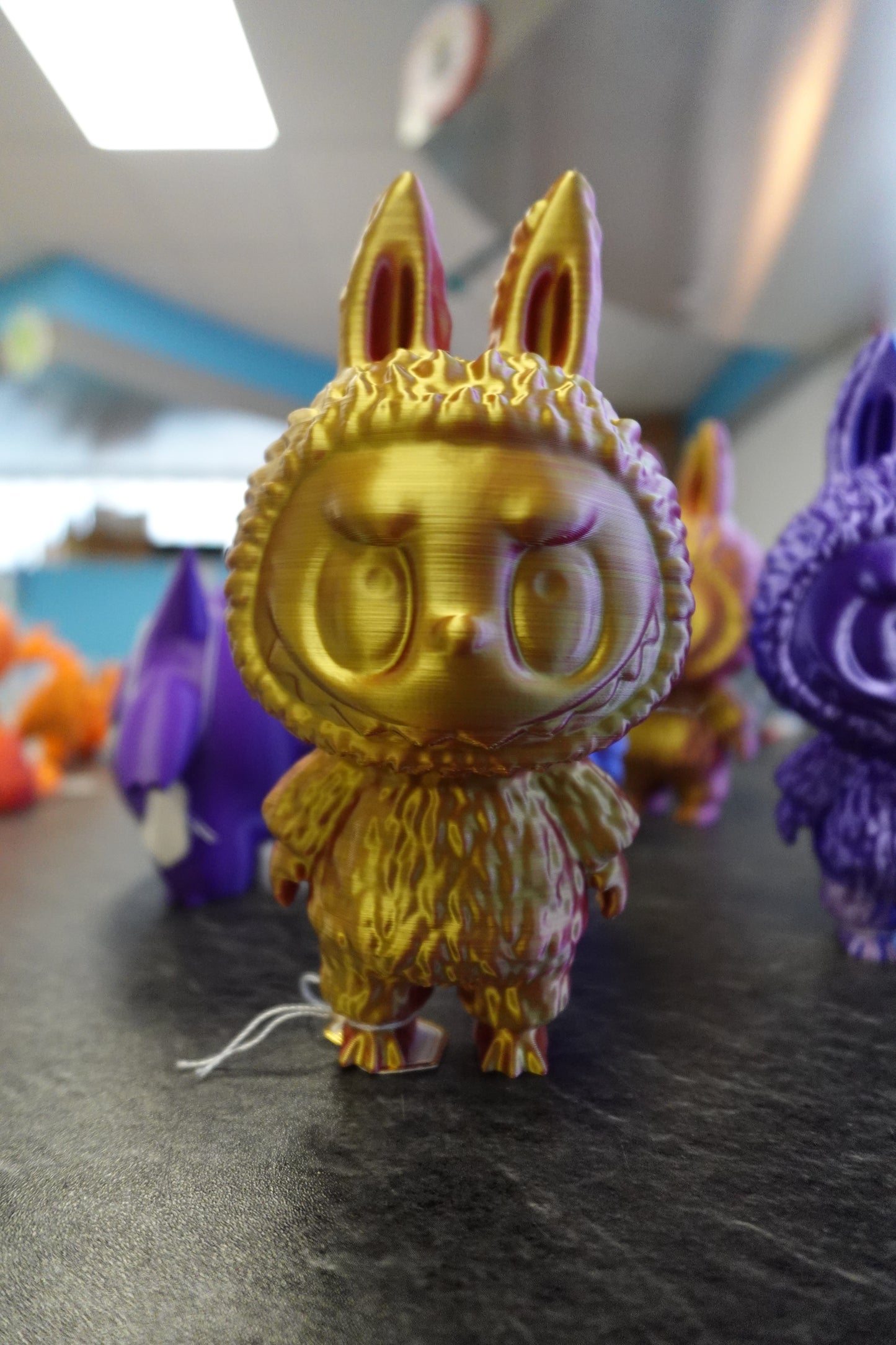 Labubu Rouge/Or 20CM