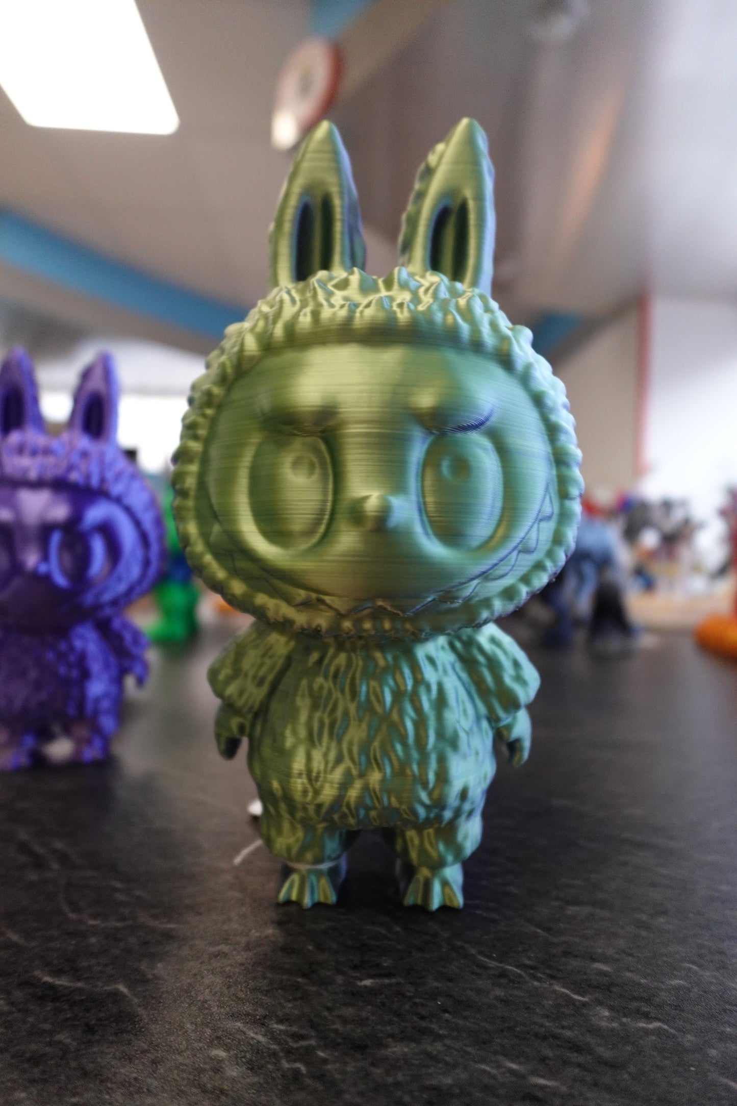 Labubu Vert/Violet 20CM