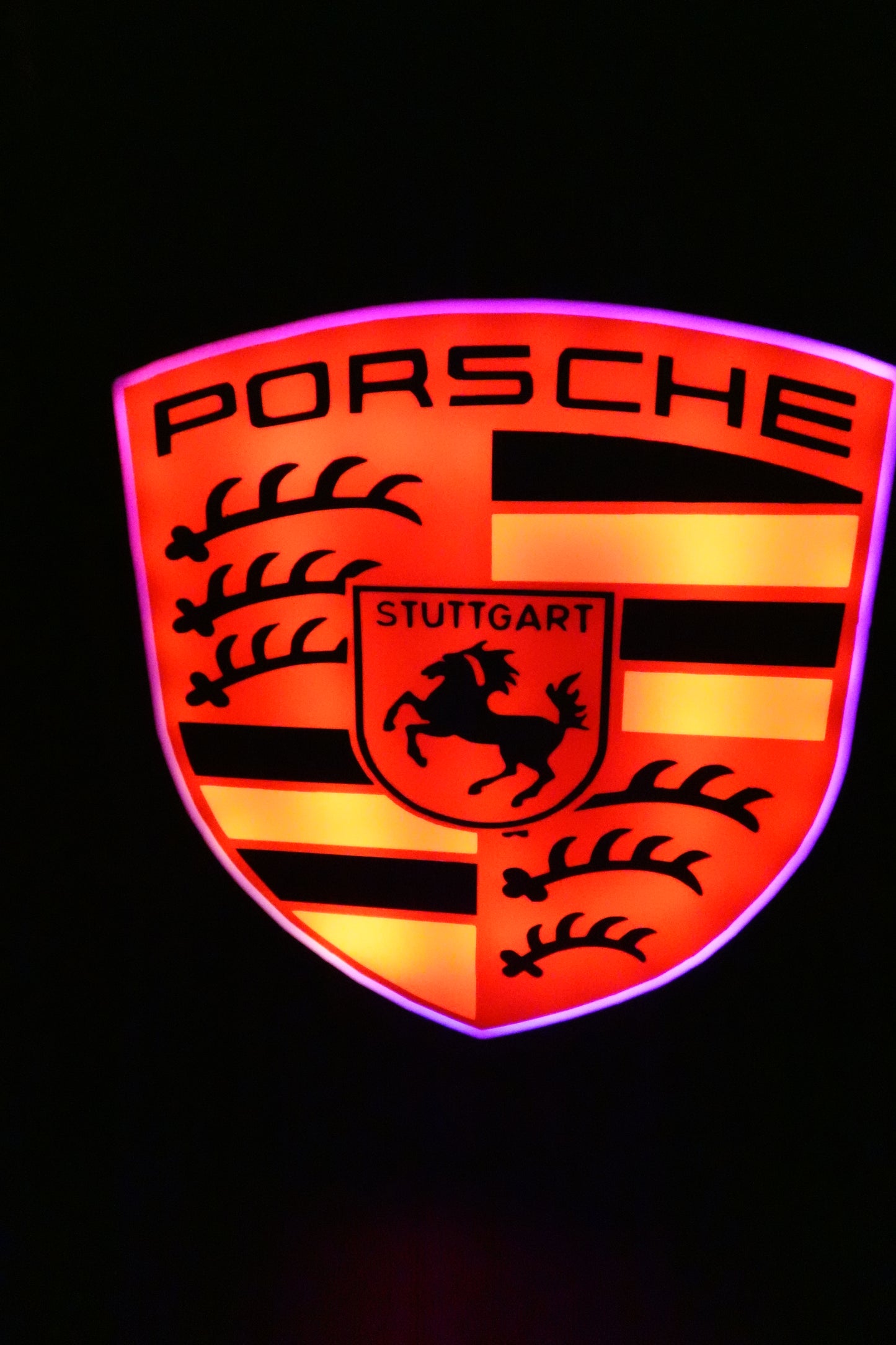 🚗✨ Lampe LED Porsche