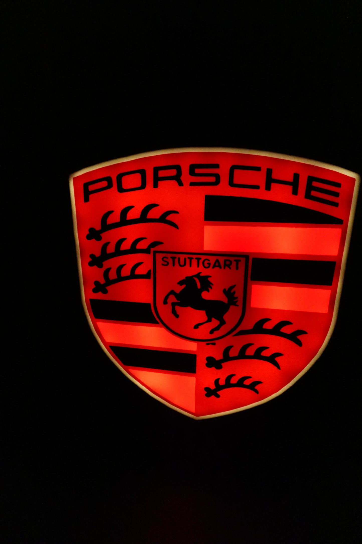 🚗✨ Lampe LED Porsche
